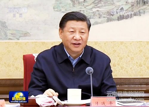 12月6日，中共中央召開黨外人士座談會，征求對經(jīng)濟工作的意見和建議。習(xí)近平主持并發(fā)表重要講話。