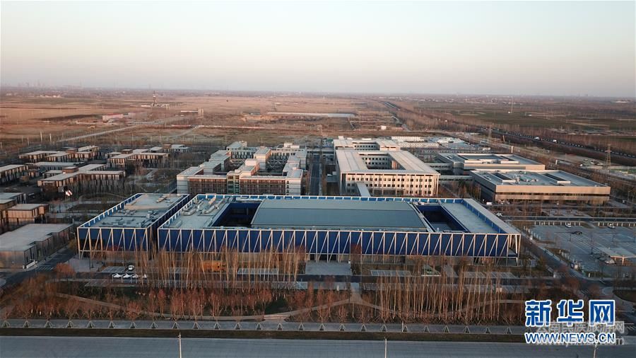 （新華全媒頭條·兩會特別報道·圖文互動）（2）為全面建成小康社會收官打下決定性基礎(chǔ)——從全國兩會看中國改革發(fā)展新圖景